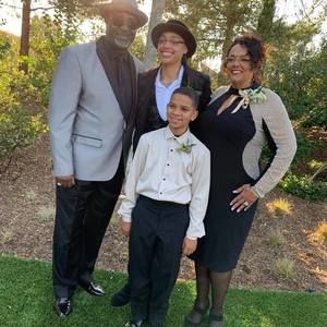 Meet your Posher, Robin